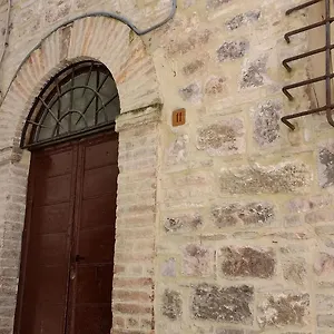 Calocci Guest house