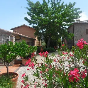 https://fullino-nero-rta-residenza-turistico-alberghiera.it-tuscanyhotel.com