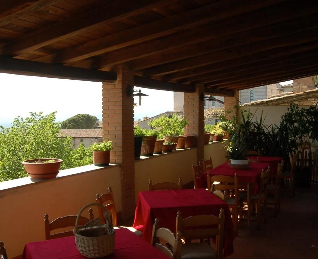 Hotel Belvedere Assisi 2*,